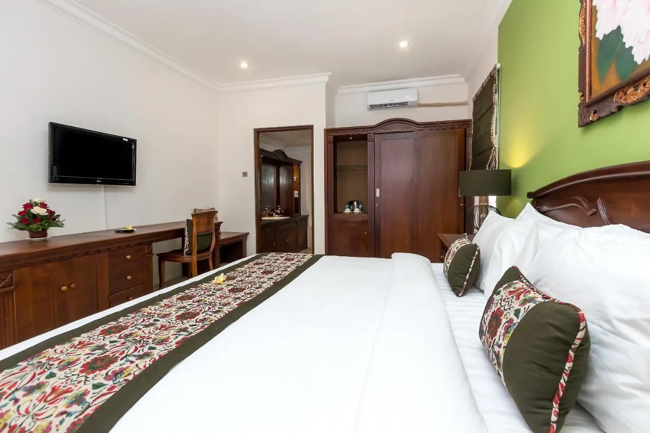 Hotel Oyo 90588 Joglo Riverside Legian